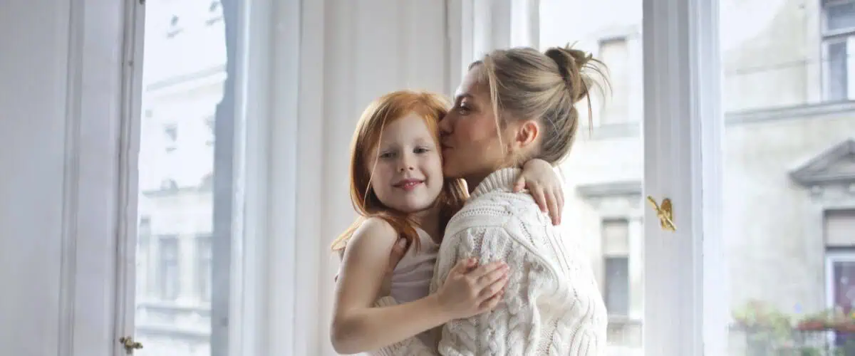 Muttertag Geschenke zum Muttertag Frau mit Kind