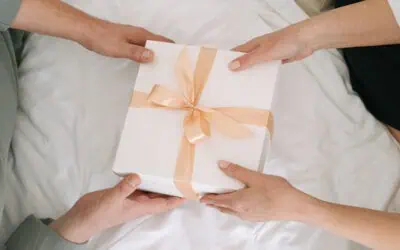 Geschenk zum Jahrestag: So machst du den Tag besonders!