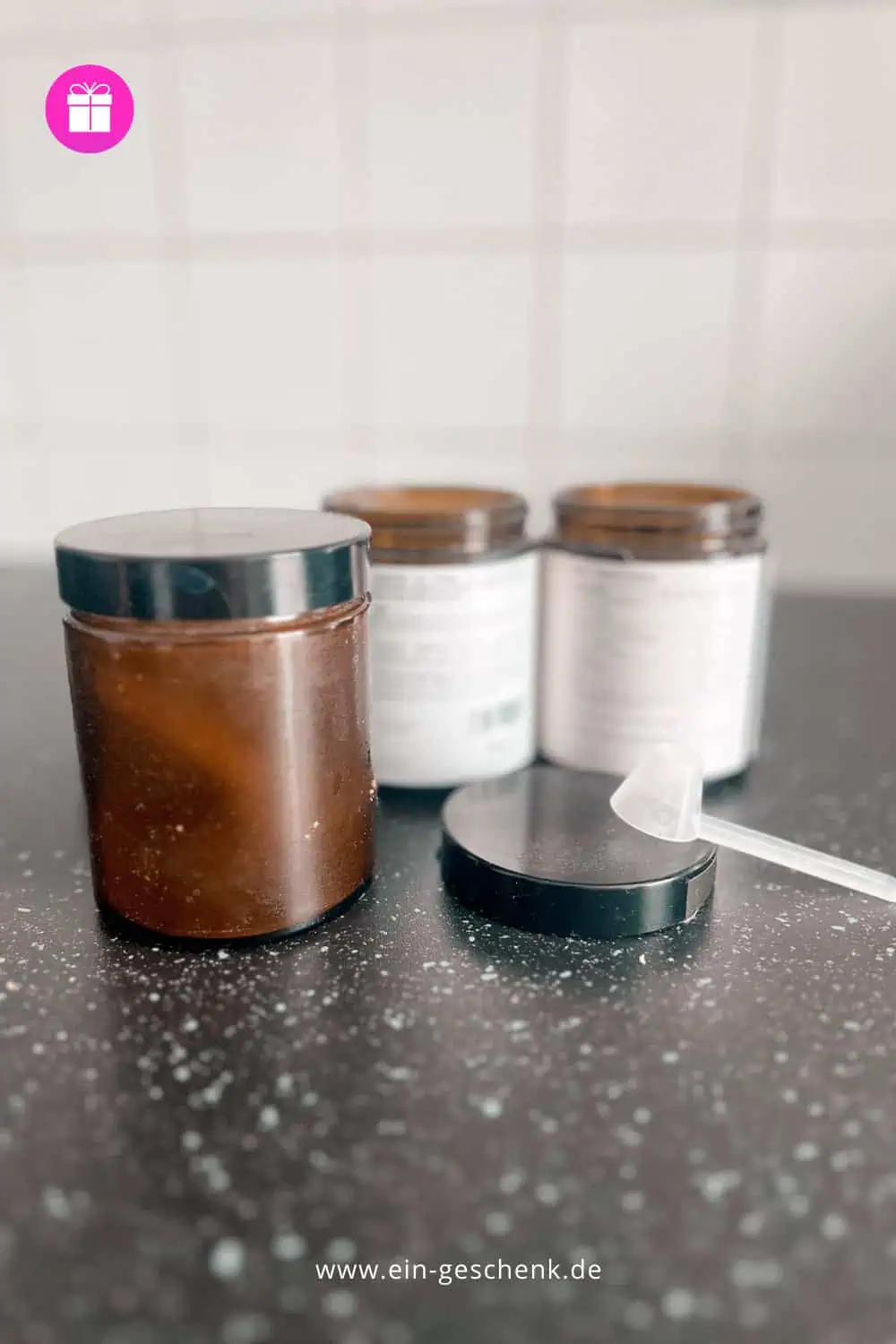 Kerzen gießen Wachsreste & Gläser – Upcycling Kerzen DIY aus Wachsresten nachhaltig