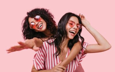 35 personalisierte Geschenke für die beste Freundin – emotional, einzigartig & Insta-worthy!