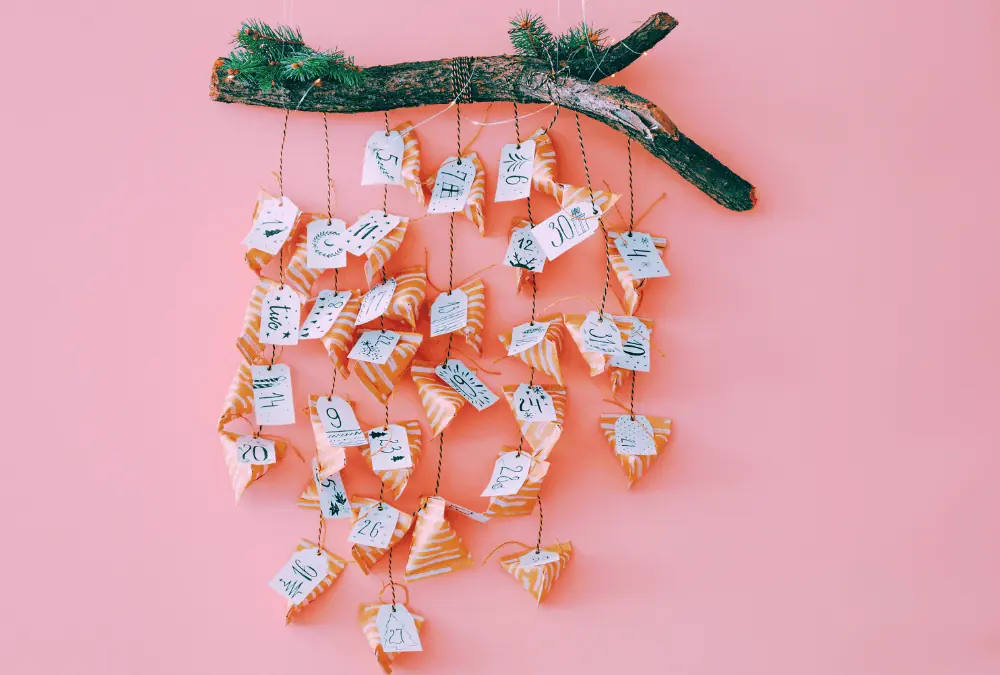 Adventskalender selber befüllen: 17 originelle & schöne Ideen für Erwachsene