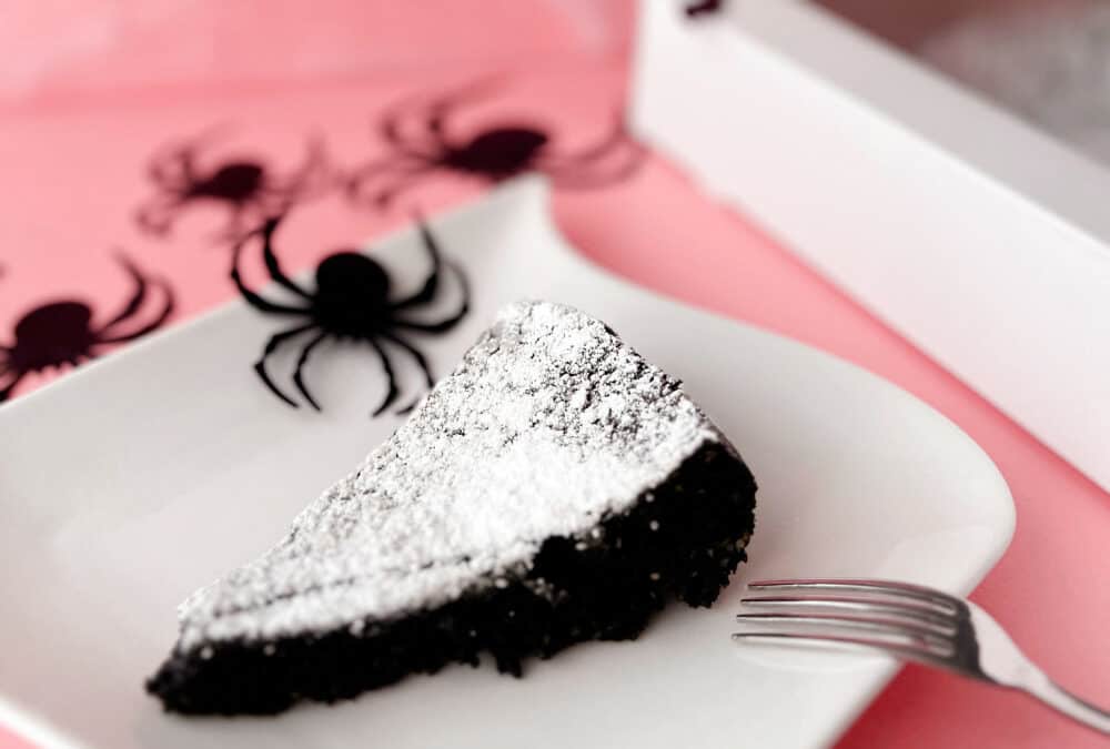 Halloween Kuchen einfach als Geschenk mitbringen!