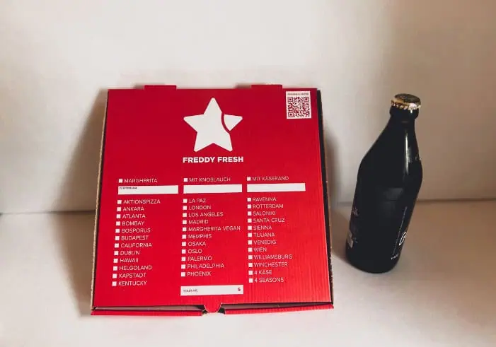 Hochzeitsgeschenk für unseren Kollegen – diese Pizza ist jeden Cent wert!
