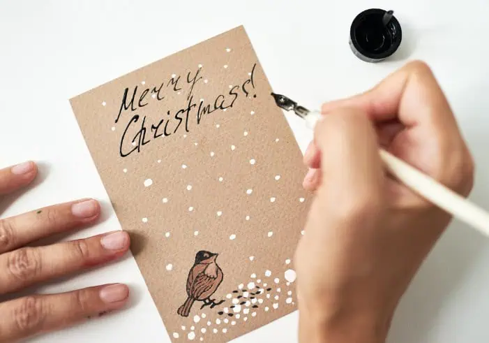 Sind Weihnachtskarten noch zeitgemäß oder nur Verschwendung von Ressourcen?