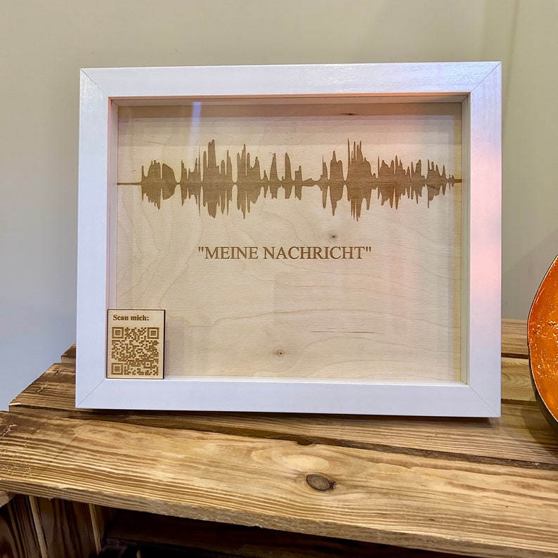 Bild mit Voice + QR_Code aus Holz
