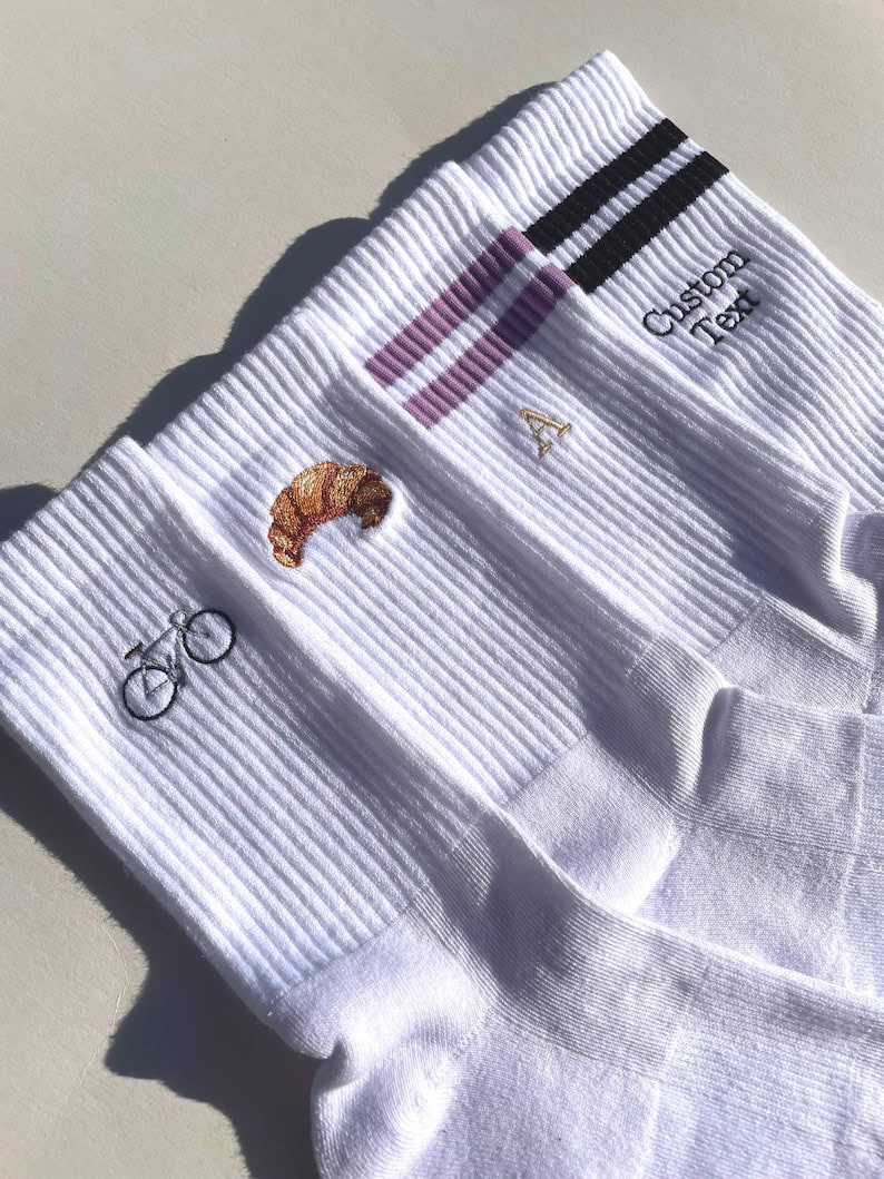 Bestickte Socken